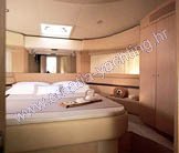 Ferretti 550