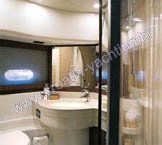 Ferretti 550